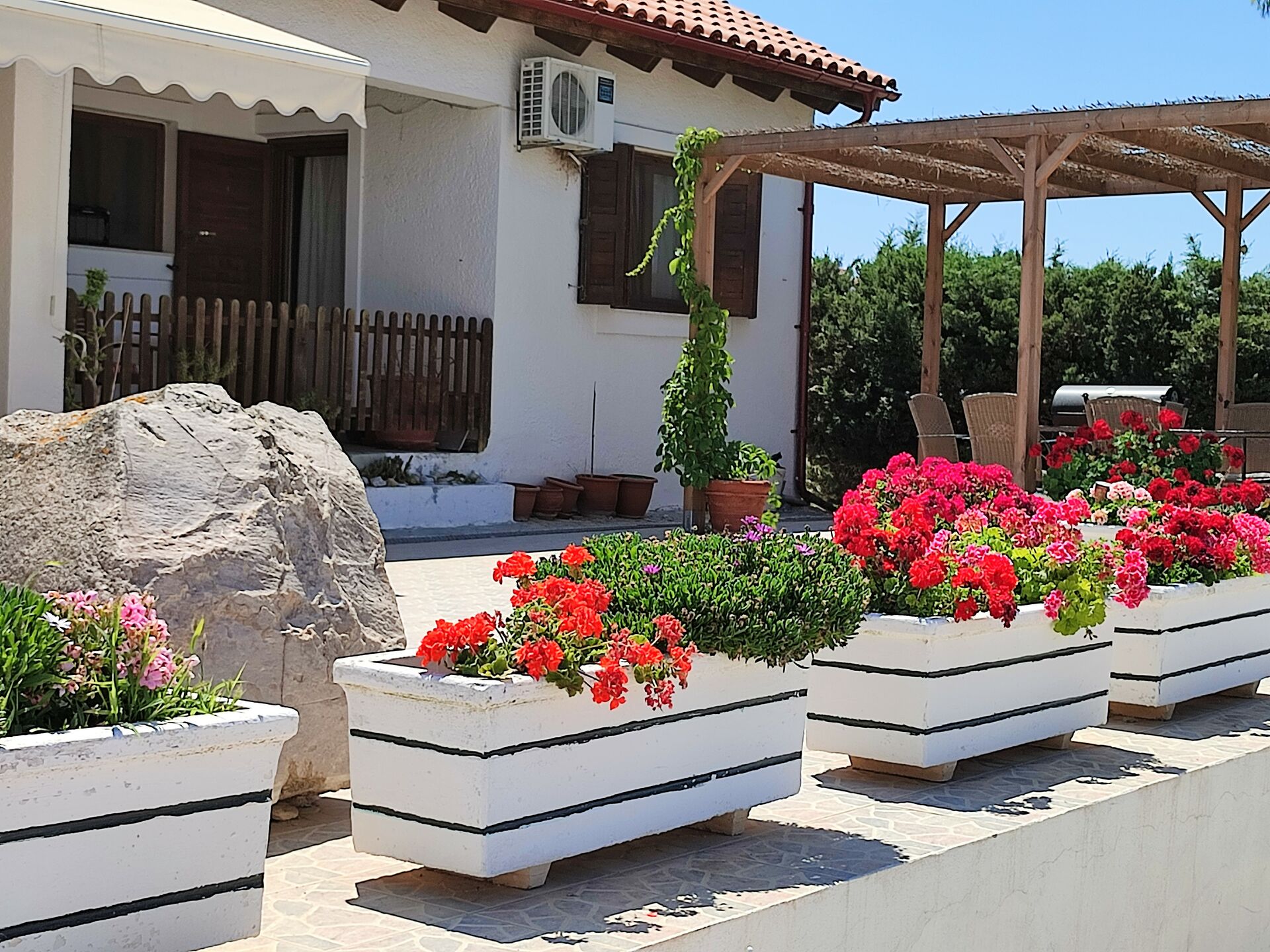MEER geht immer! Landhaus mit Pool und Gästehaus in traumhafter Lage! in Mastichari - Kos