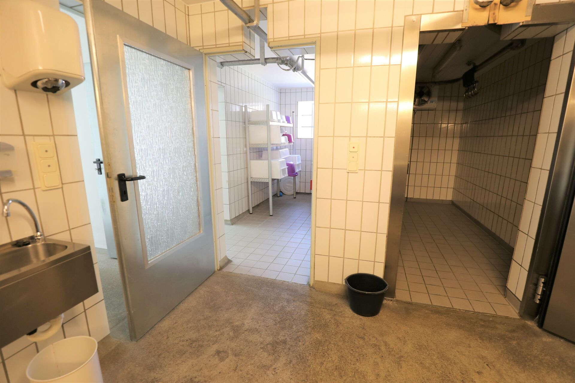 Mehrfamilienhaus incl. kleiner Gewerbeeinheit in Tespe Bütlingen