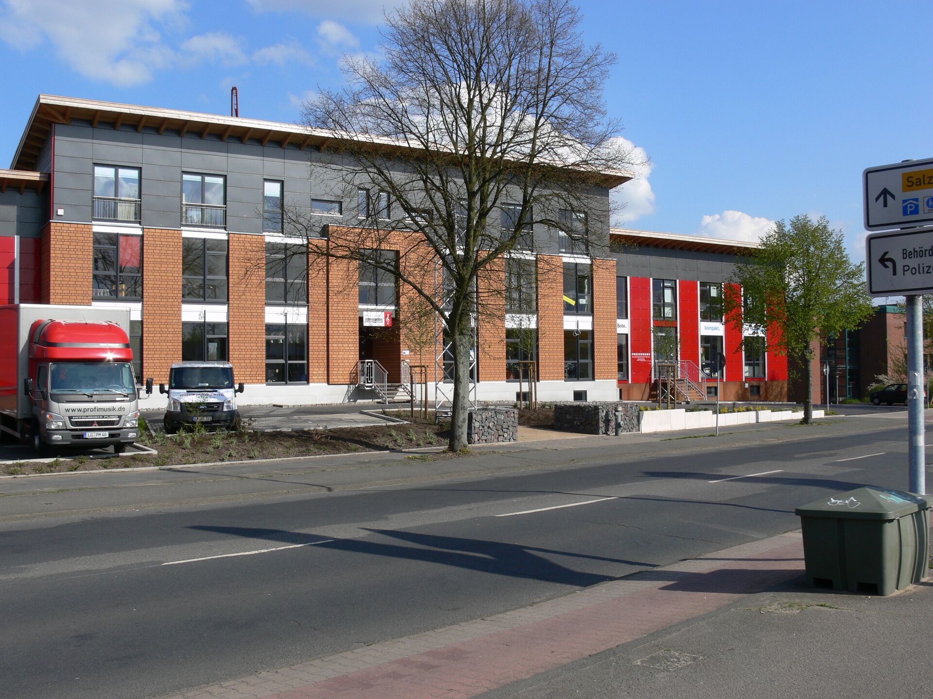 2 helle, freundliche Büros in netter Lüneburger Bürogemeinschaft in Lüneburg