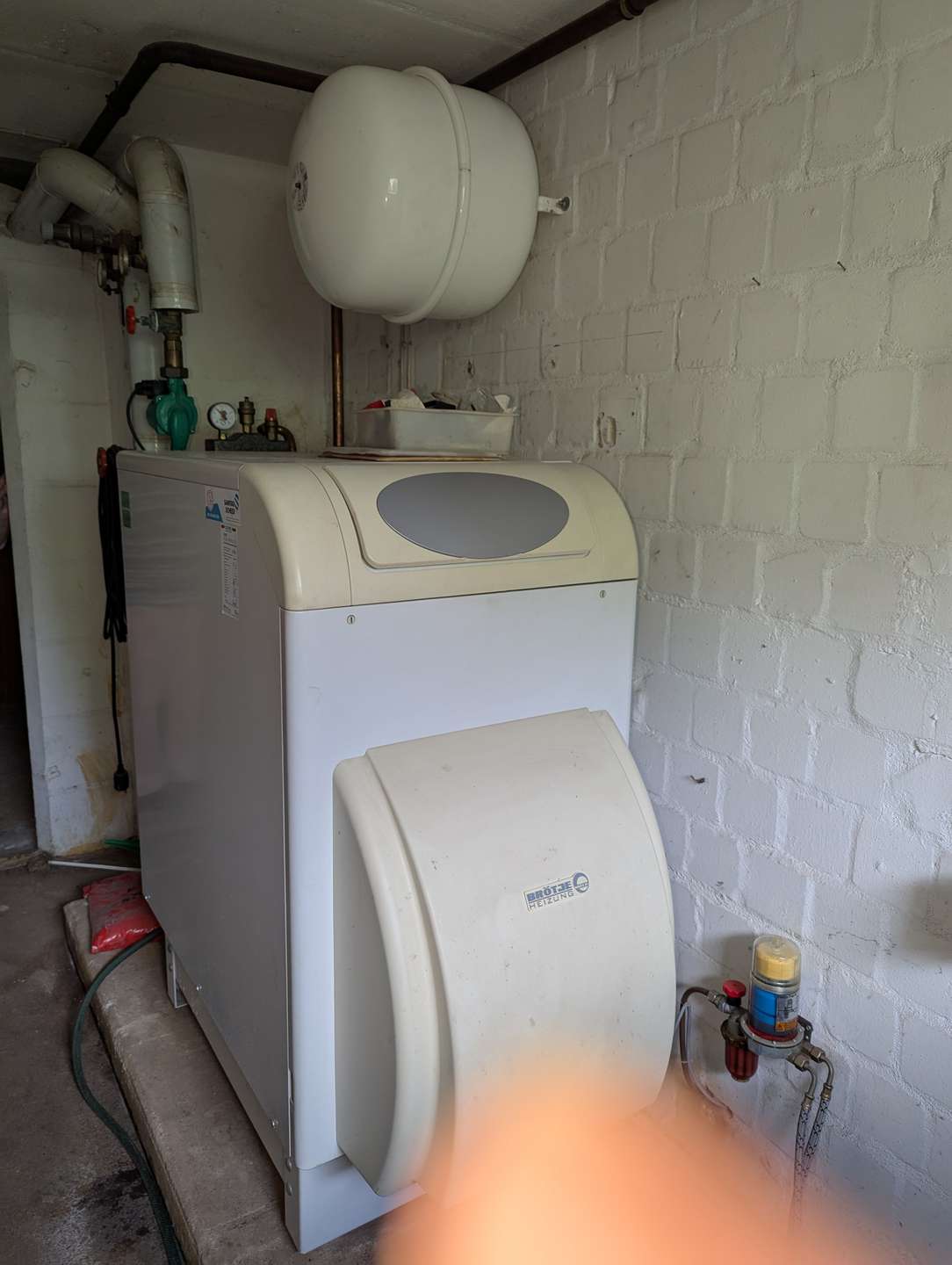 Kapitalanlage in ruhiger Lage: Vermietete 2-Zimmer-Wohnung mit Südbalkon & Garage in Bleckede