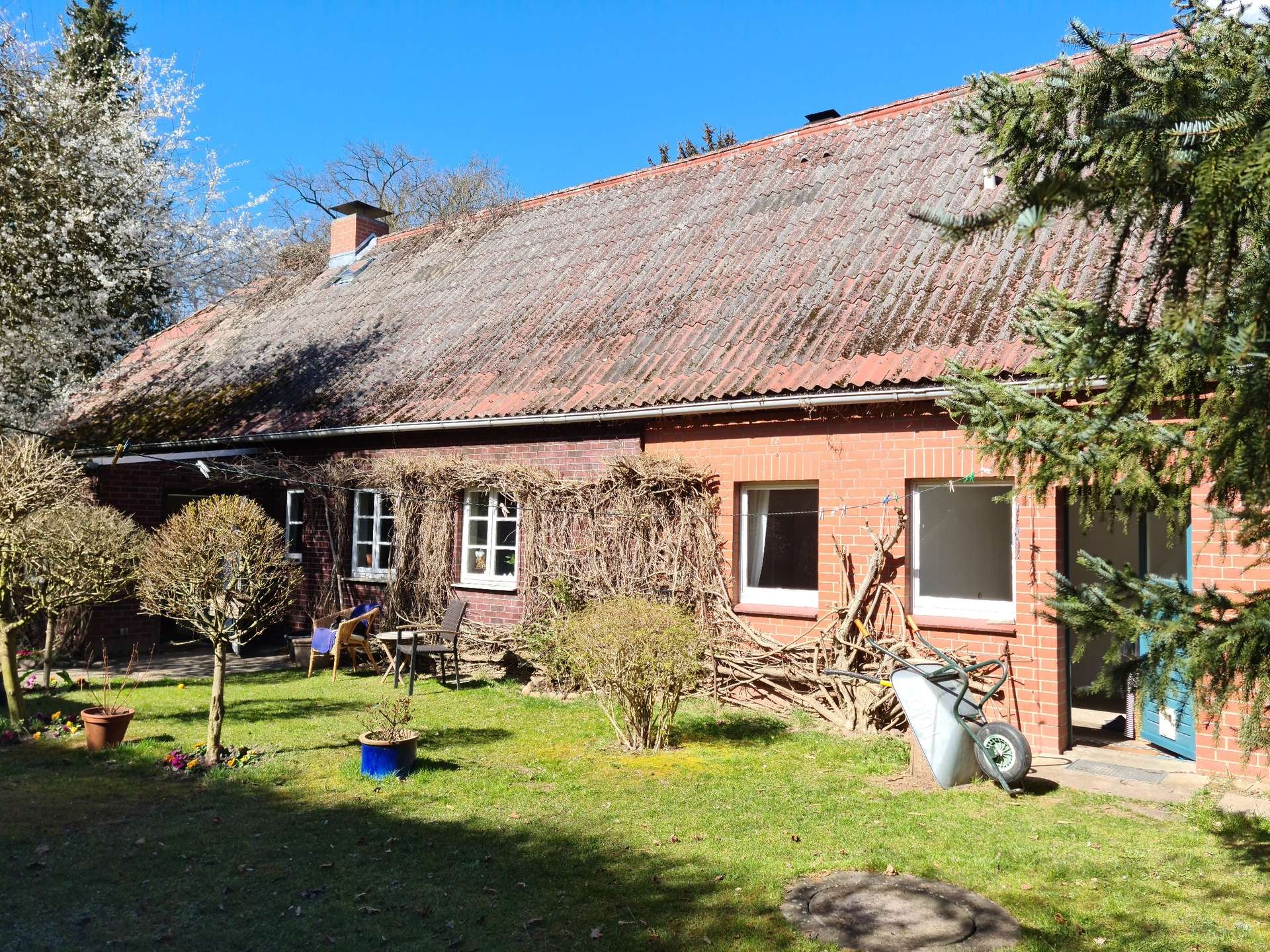 Altes bewahren und Neues gestalten.. in Nahrendorf