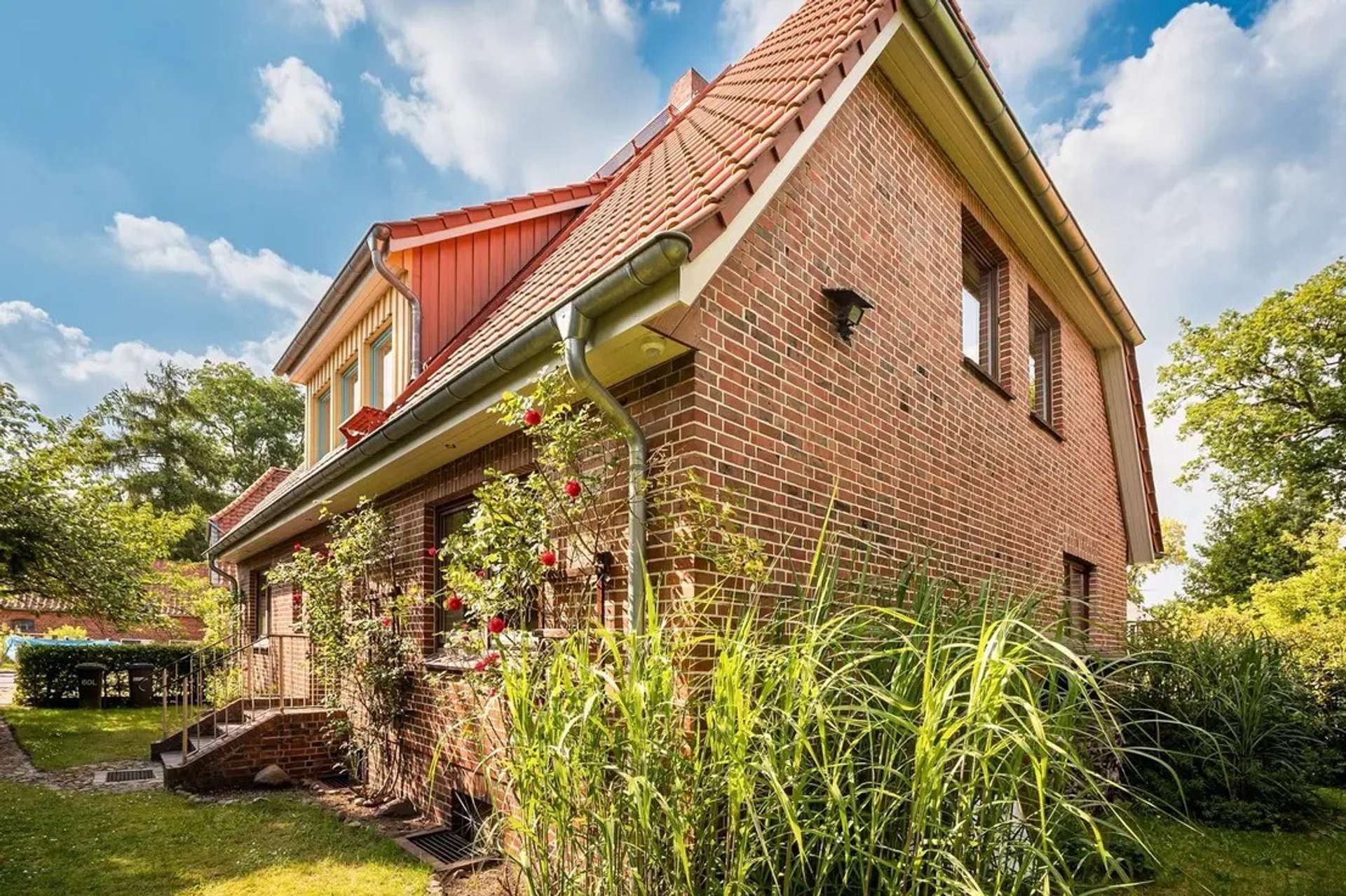 Auf dem Land zuhause: Saniertes Wohnen mit viel Platz für die große Familie in Bleckede