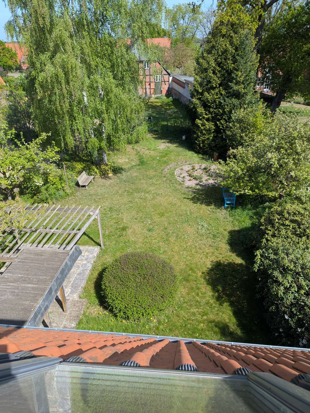 Auf dem Land zuhause: Saniertes Wohnen mit viel Platz für die große Familie in Bleckede