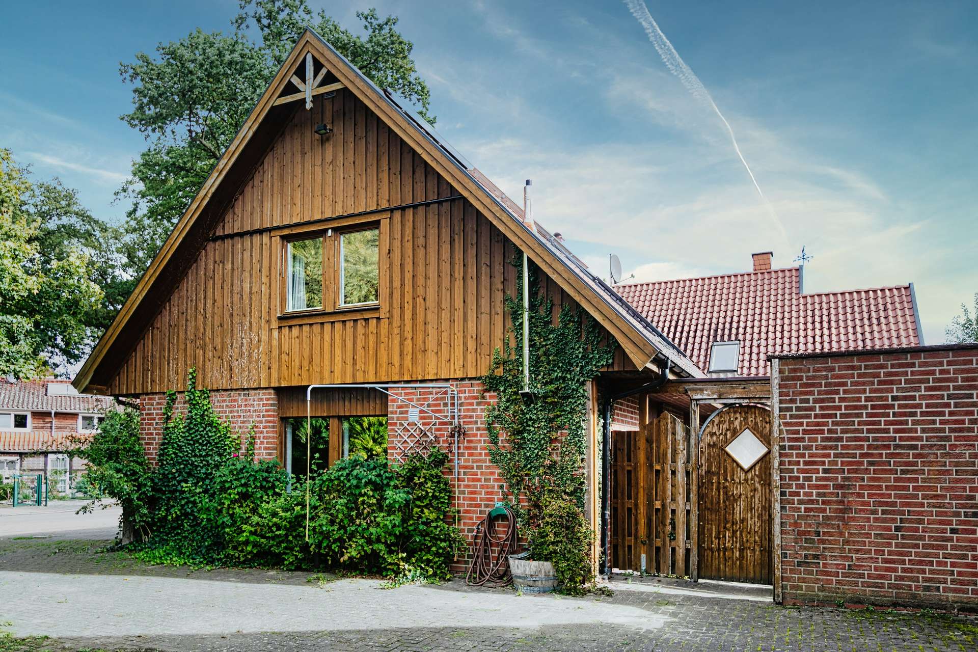 Besonderes Wohnen im Wohlfühlhaus der Extraklasse  mit Gästehaus und Stalltrakt in Boitze