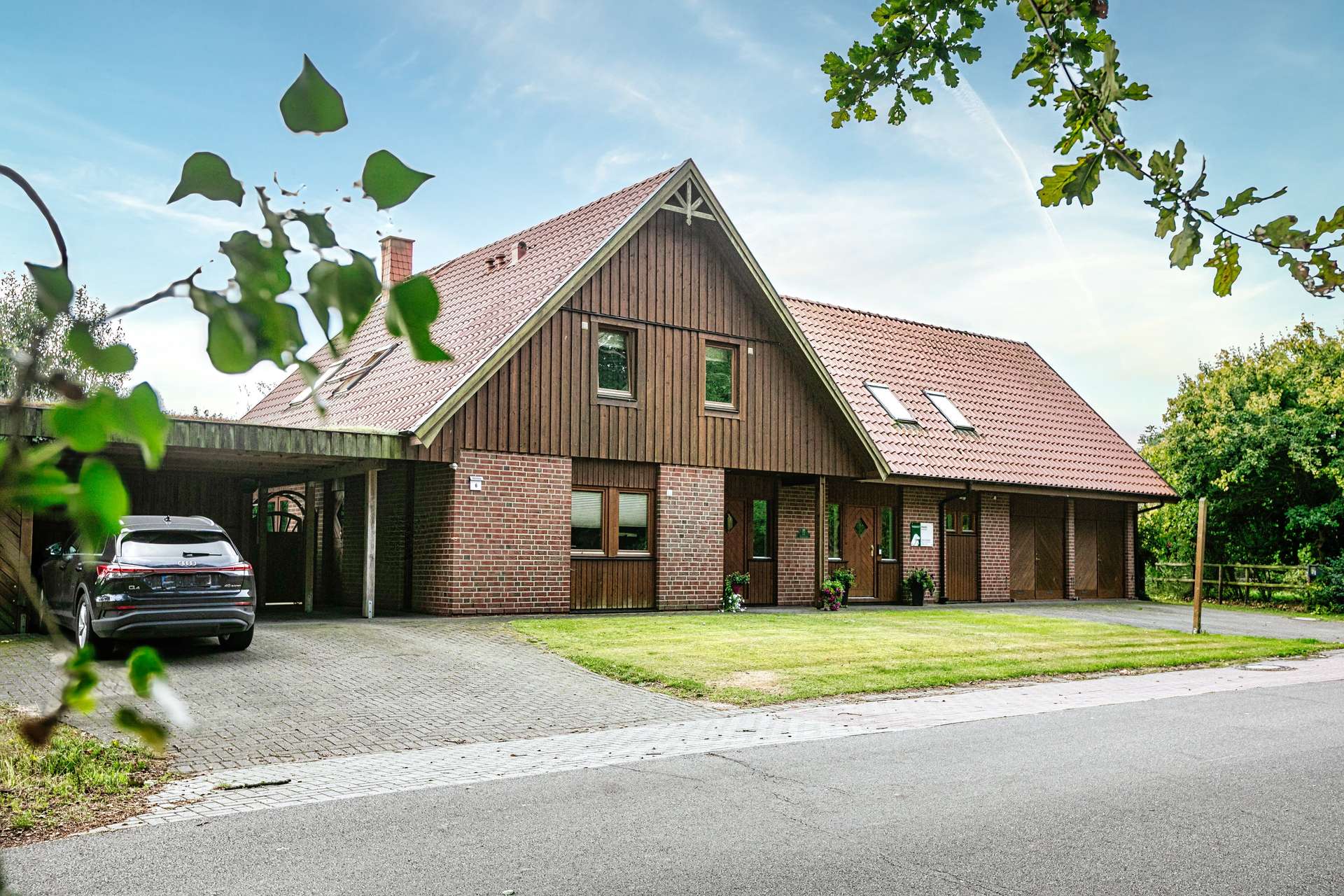 Besonderes Wohnen im Wohlfühlhaus der Extraklasse  mit Gästehaus und Stalltrakt in Boitze