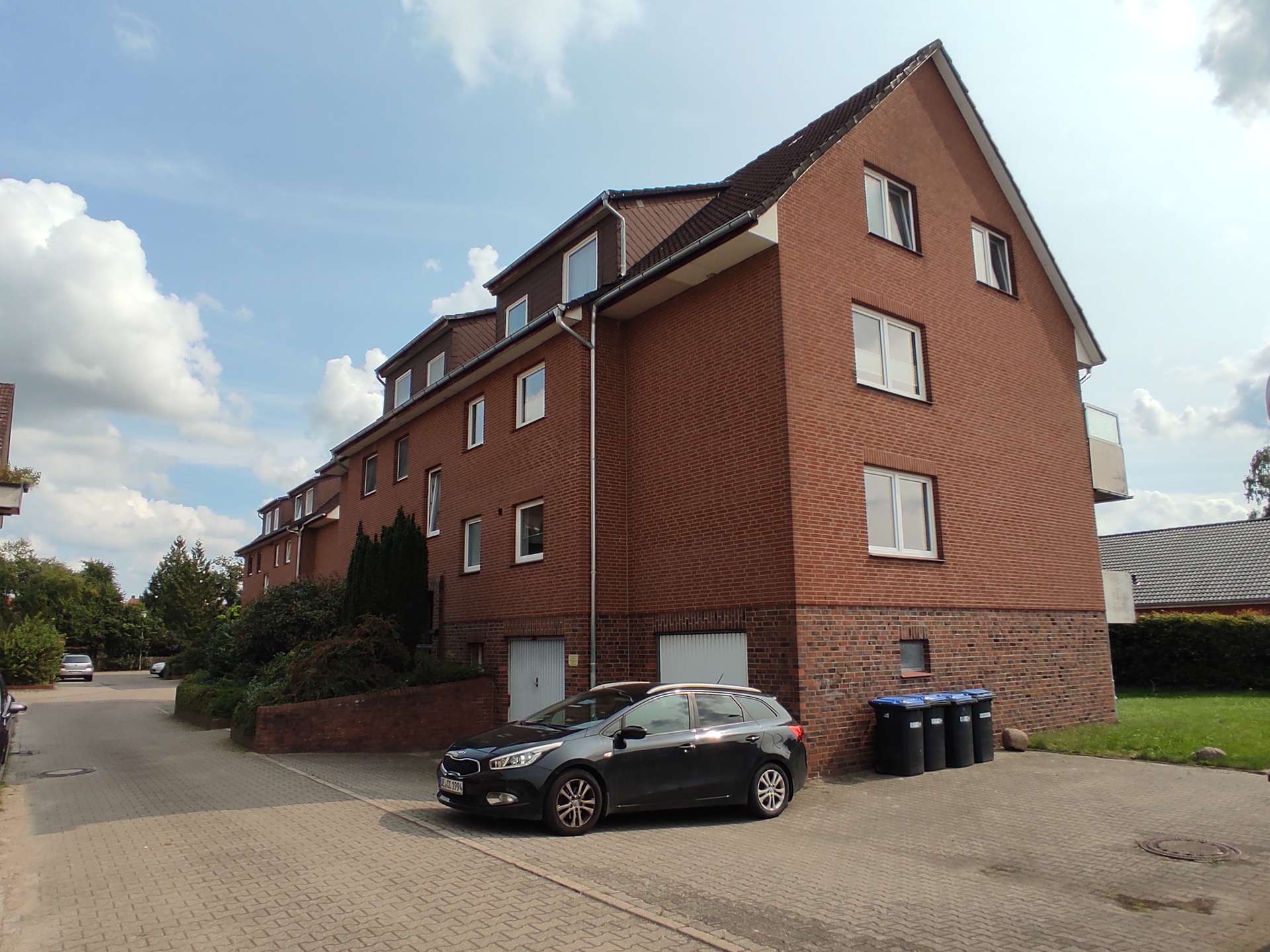 Willkommen in Bleckede! Charmante 3-Zimmer-Dachgeschosswohnung mit ca. 70 m² für Eigennutzer in Bleckede