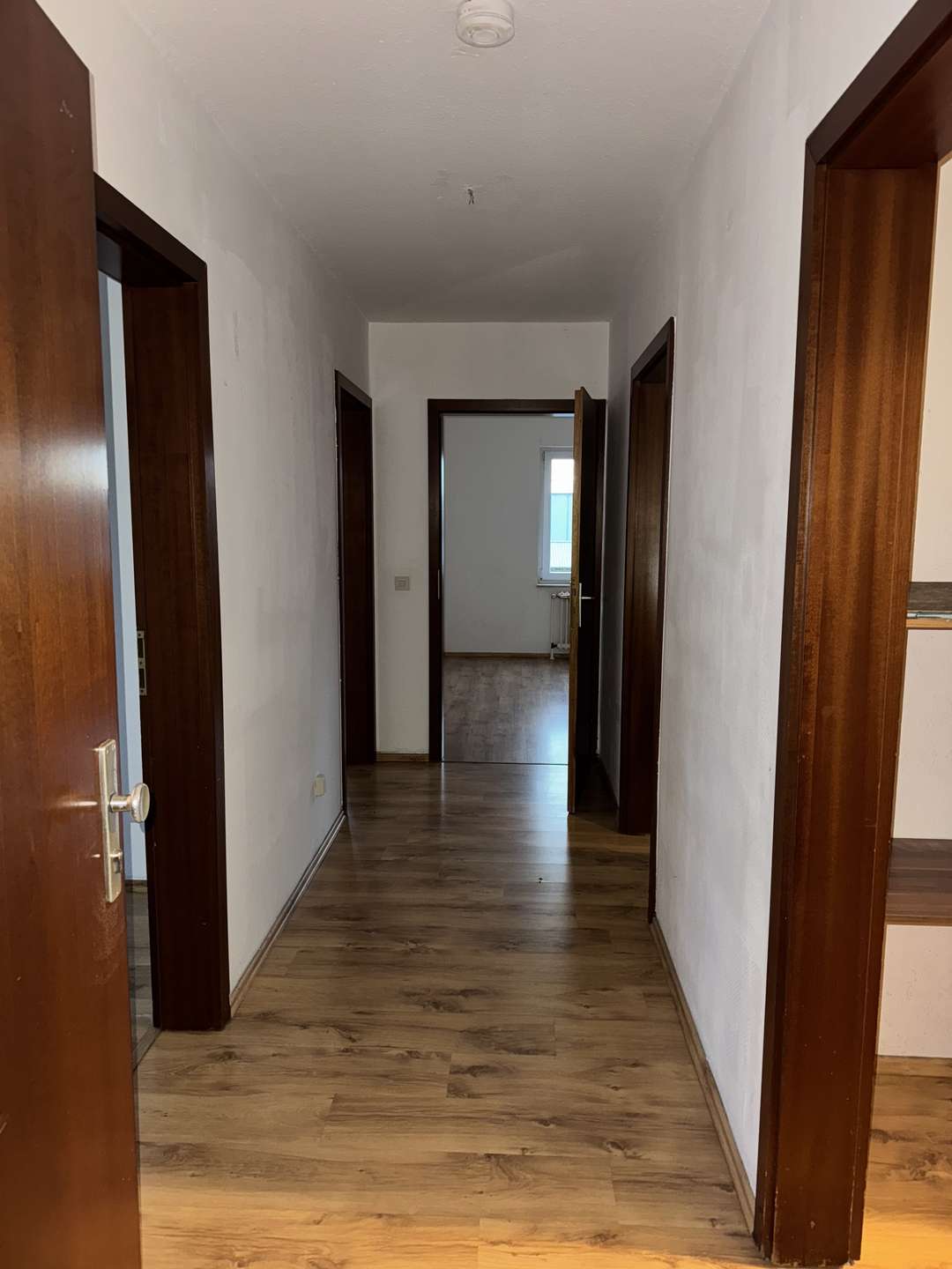 Willkommen in Bleckede! Charmante 3-Zimmer-Dachgeschosswohnung mit ca. 70 m² für Eigennutzer in Bleckede