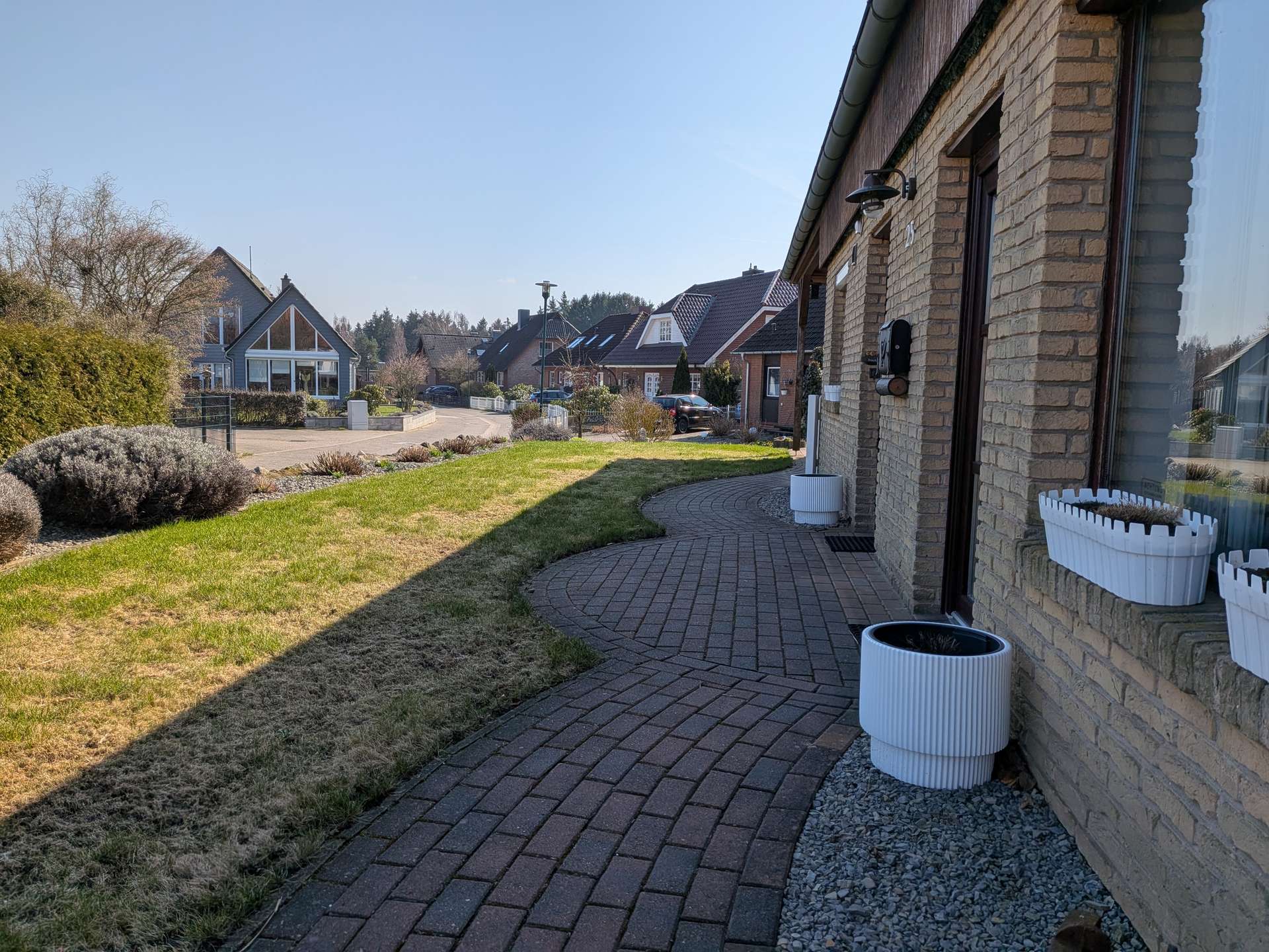 Wohnen und Arbeiten, wo Ruhe und Lebensqualität zuhause sind! in Dahlenburg