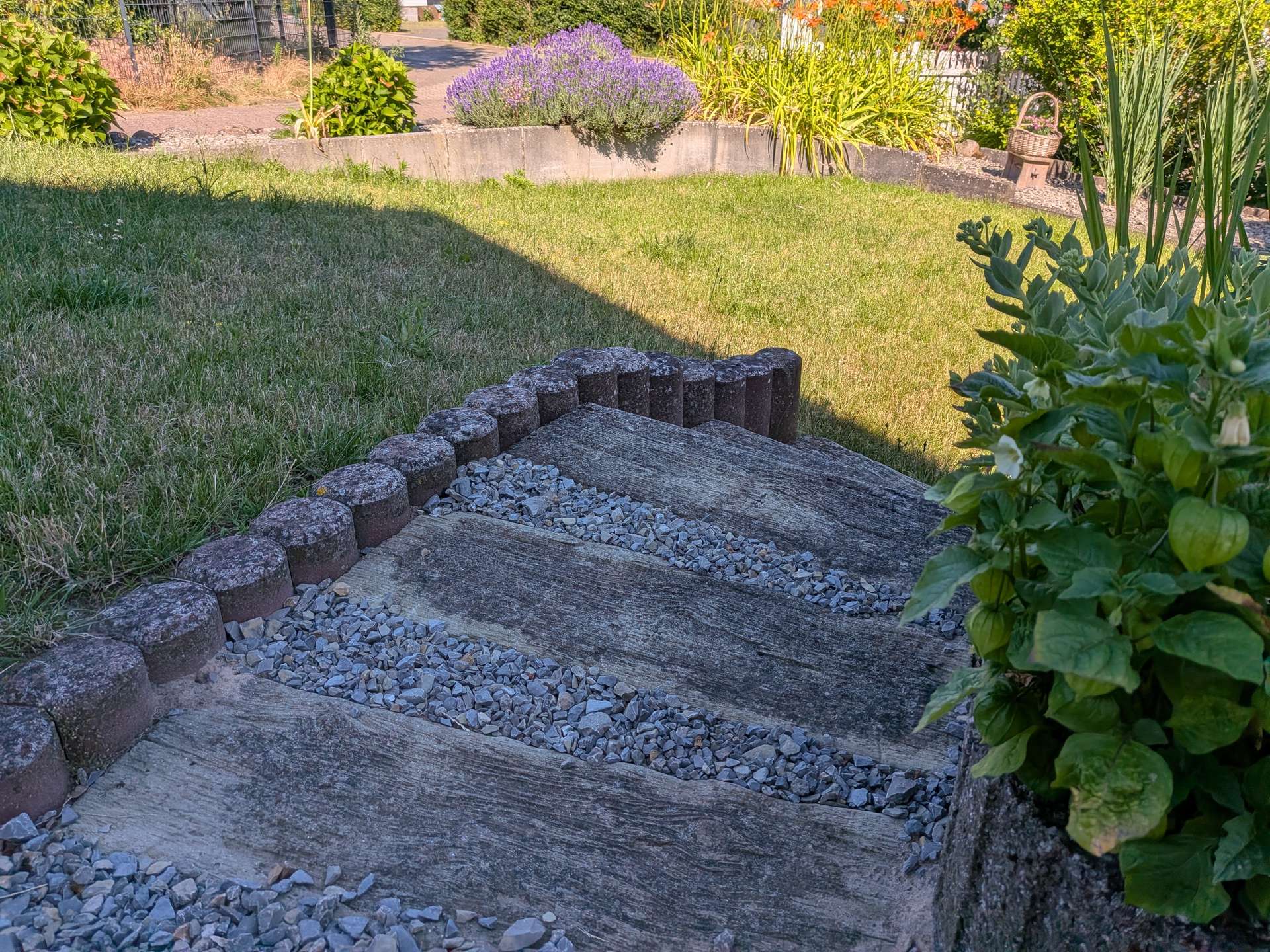 Wohnen und Arbeiten, wo Ruhe und Lebensqualität zuhause sind! in Dahlenburg