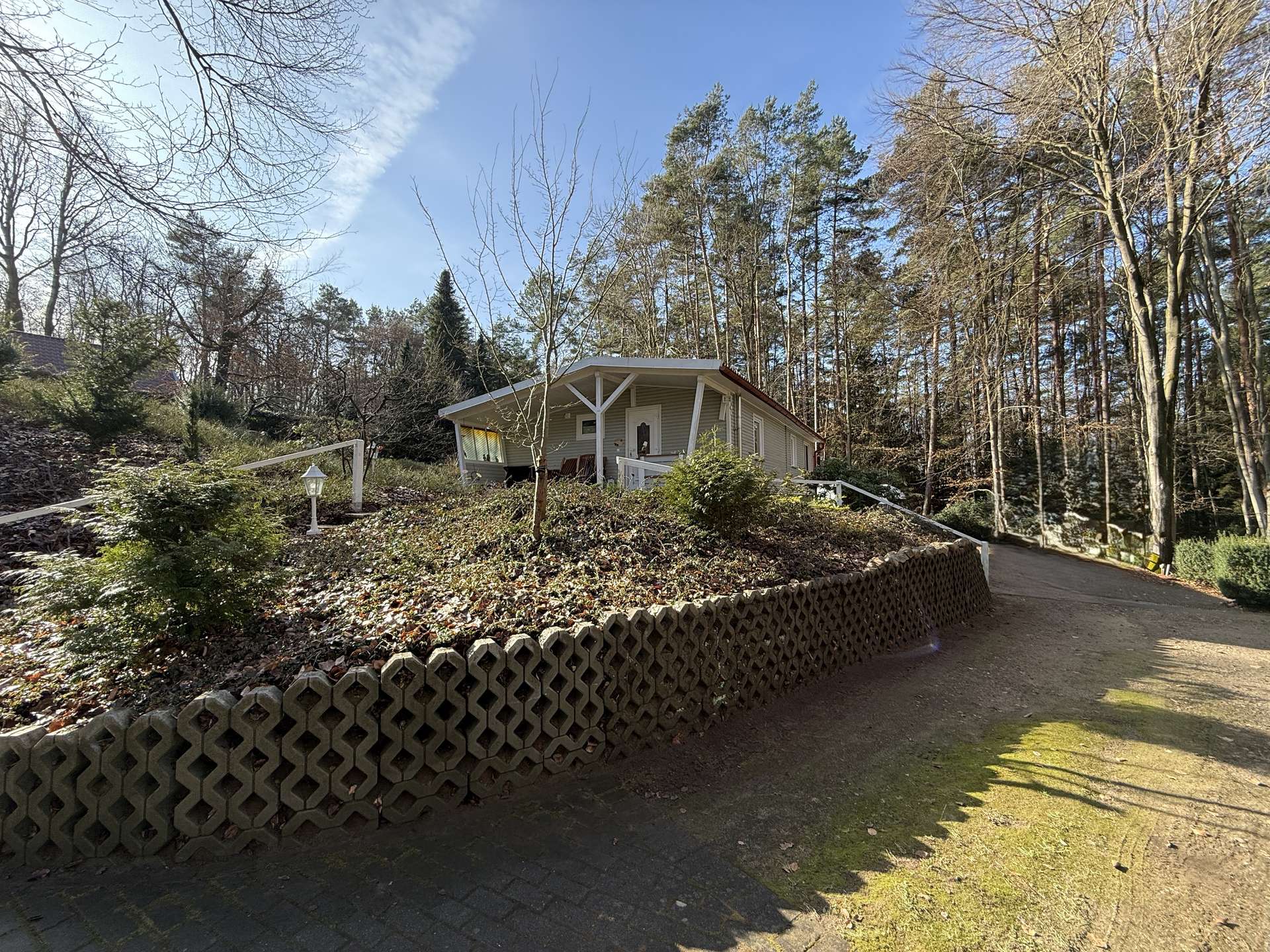 Unter den Dächern des Waldes die Ruhe und Natur genießen in Tosterglope